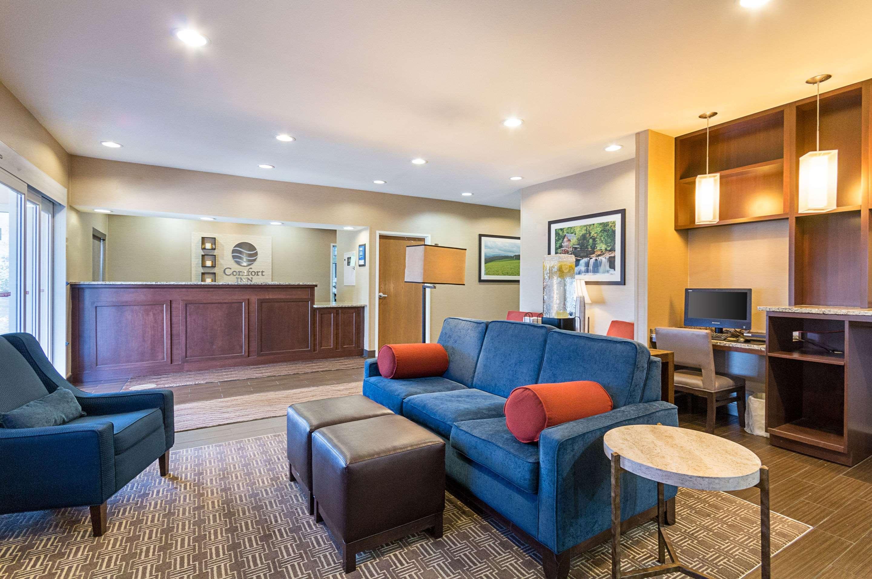 Comfort Inn Barboursville Near Huntington Mall Area Bagian luar foto